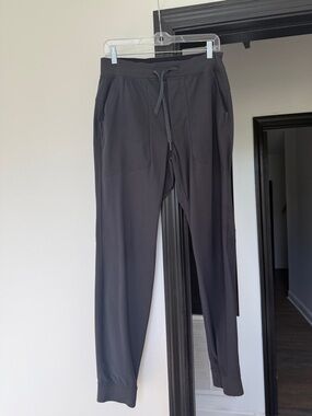 Lululemon Men's Gray Drawstring Jogger Pants